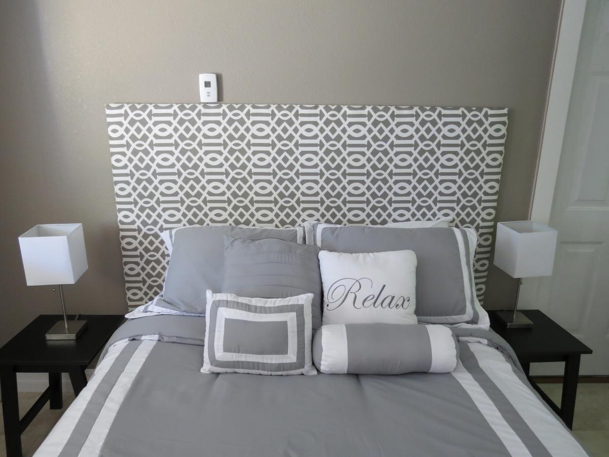 Brimley Motel Suites Buitenkant foto